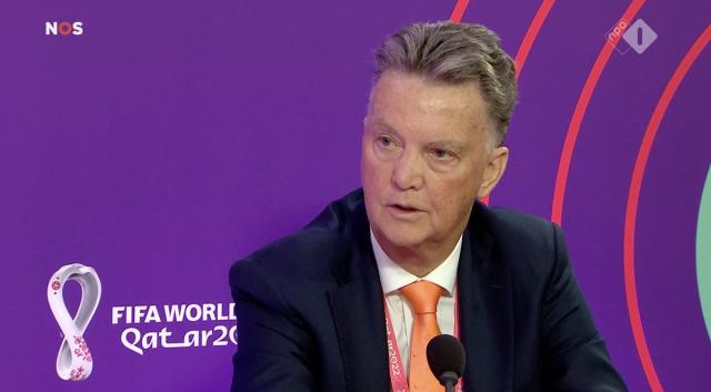 B体育下载-巴斯滕批评范戴克，孟菲斯：对卡塔尔要刷净胜球